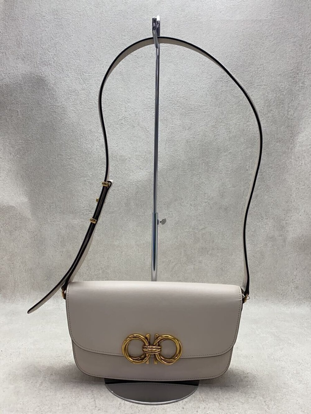Salvatore Ferragamo Clutch Bag Leather Beige Cream